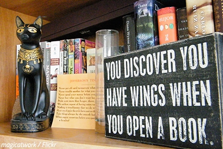 What's the best way to pack books for moving? 