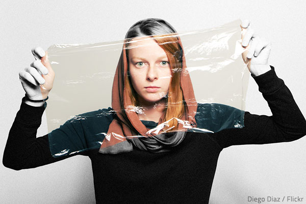 Plastic film will help you ensure the successful end of your relocation adventure.