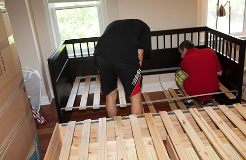 Pay attention to extra services and additional charges when negotiating with movers.