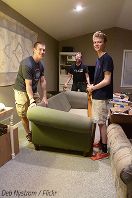 How to ask friends to help you move