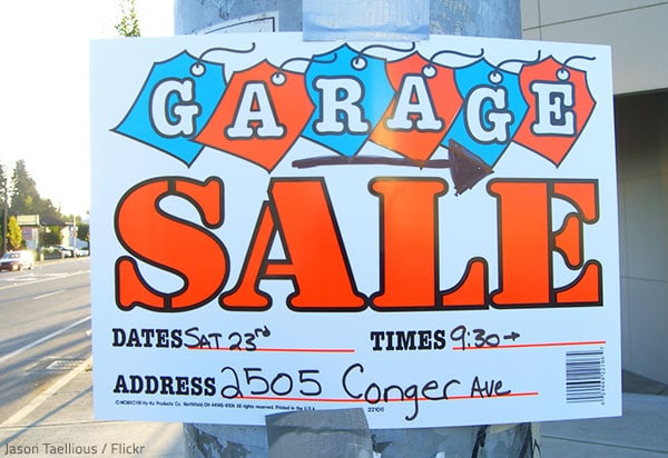 A moving sale provides a great opportunity to get rid of unneeded itemd before moving.