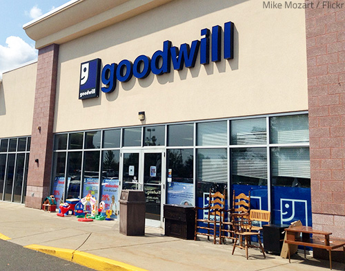 Donate furniture to simplify your move and help people in need.