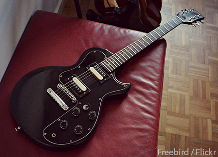 Packing a guitar for moving