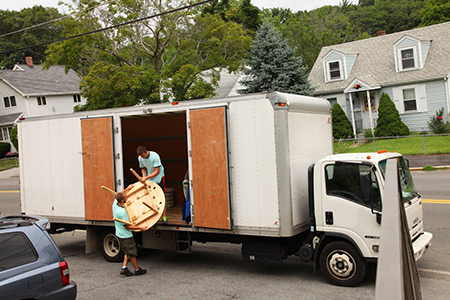 How much do movers cost for local move?