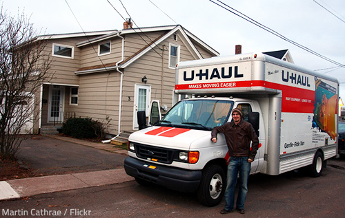 Prepare properly so that you can load the moving van safely, efficiently, and quickly.
