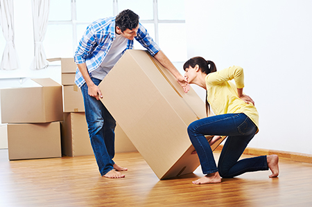 How to avoid injury when moving house