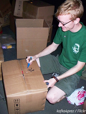 How to pack quickly when moving