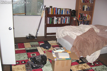 How to pack your bedroom for moving