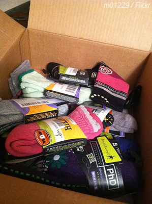 Packing glasses with socks