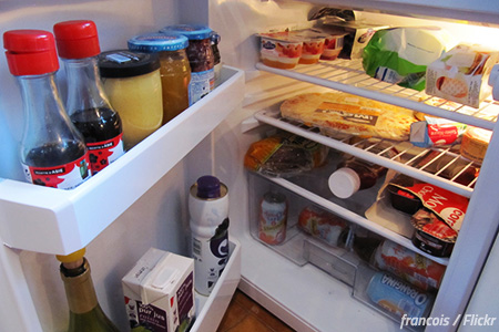 Will movers pack food?