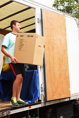 How to prepare for professional movers and packers
