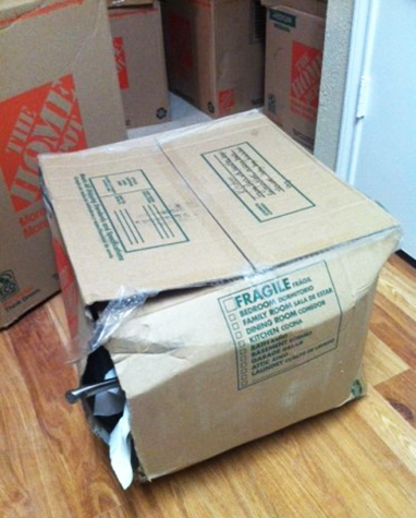 Used moving boxes are not strong enough to ensure the safety of your items during transit.